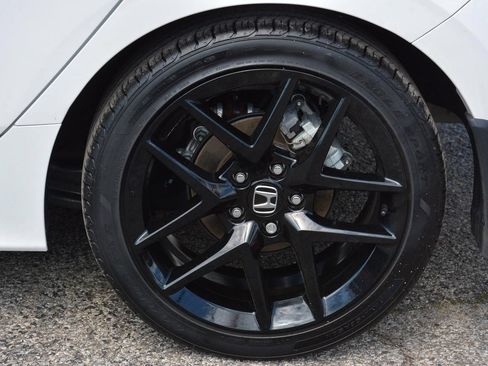 Used 2025 Honda Civic Sport image 32
