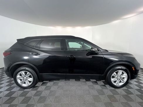 Used 2022 Chevrolet Blazer LT image 12