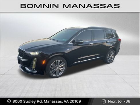 Used 2022 Cadillac XT6 Premium Luxury image 1