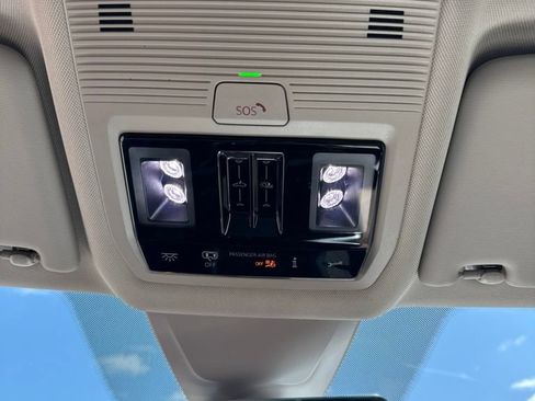 Used 2024 Volkswagen Atlas SE w/ Panoramic Sunroof Package AWD/4WD image 22