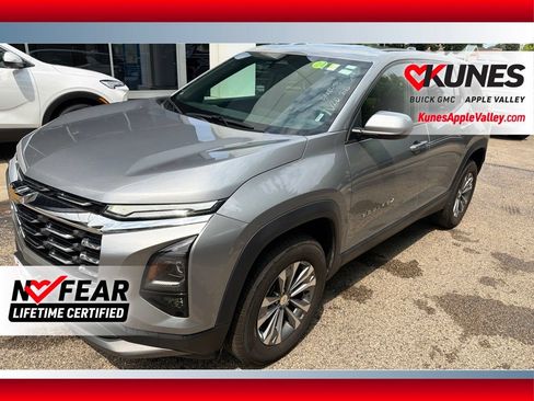 Used 2025 Chevrolet Equinox LT AWD/4WD image 1