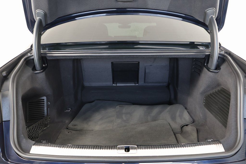 Used 2023 Audi A8 L 3.0T w/ Luxury Package AWD/4WD image 14