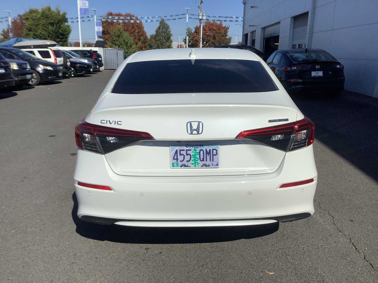 Used 2023 Honda Civic Touring image 4