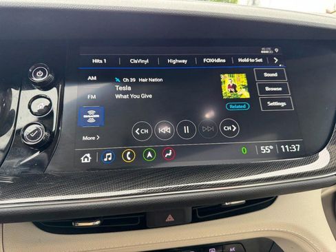 Used 2022 Buick Envision Essence w/ Technology Package I AWD/4WD image 16