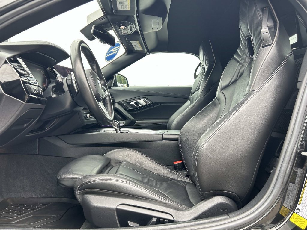 Used 2019 BMW Z4 sDrive30i w/ M Sport Package RWD image 15