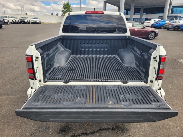 Certified 2023 Nissan Frontier SV RWD image 11