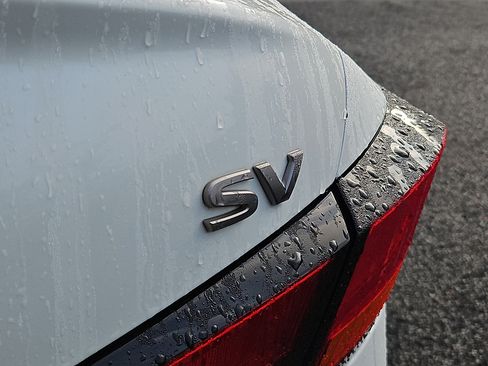 Certified 2023 Nissan Altima 2.5 SV FWD image 30