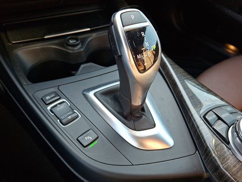 Used 2016 BMW 228i xDrive Convertible image 22