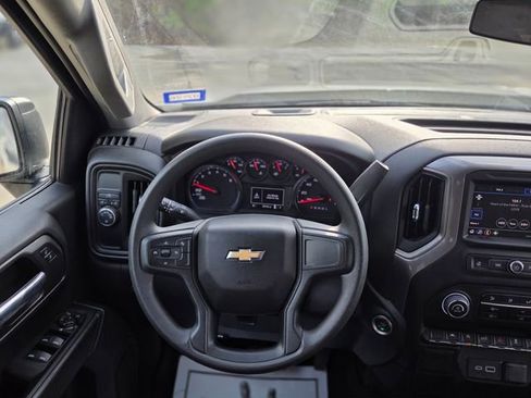 Used 2023 Chevrolet Silverado 1500 Custom image 21