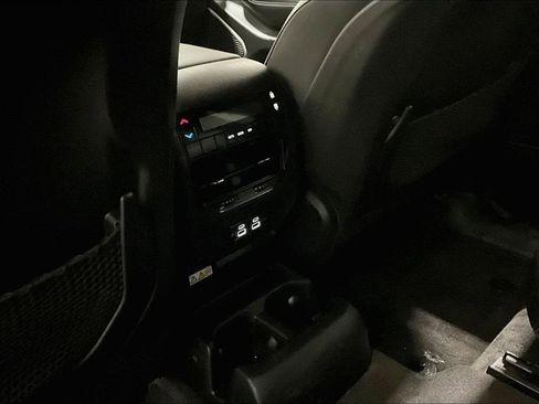 Used 2022 Jeep Grand Cherokee L Laredo image 10