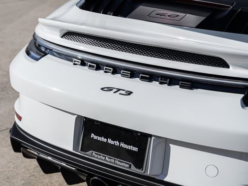Used 2022 Porsche 911 GT3 image 15