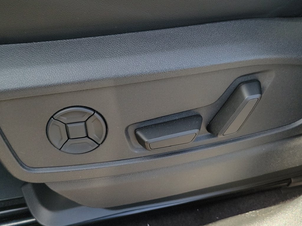 New 2026 Audi Q5 Premium Plus AWD/4WD image 18