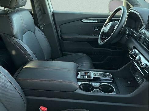 Certified 2026 Honda Passport TrailSport Elite image 6