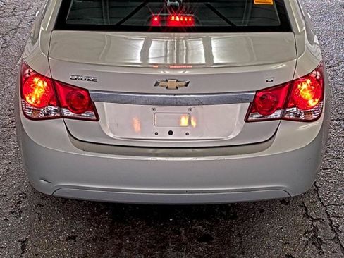 Used 2012 Chevrolet Cruze LT FWD image 10