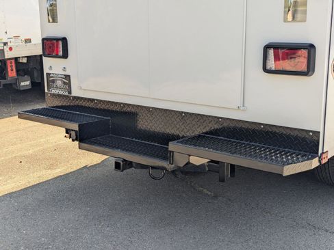 New 2025 GMC Savana 3500 w/ Power Convenience Package image 16