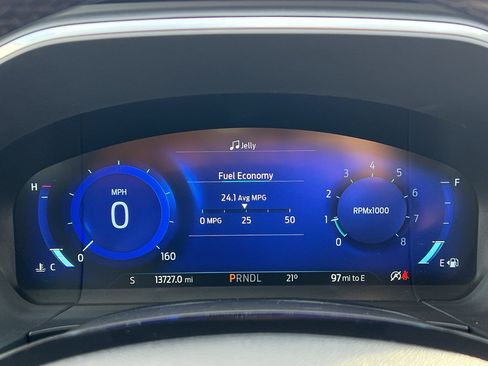 Used 2022 Ford Escape Titanium w/ Class II Trailer Tow Package image 31