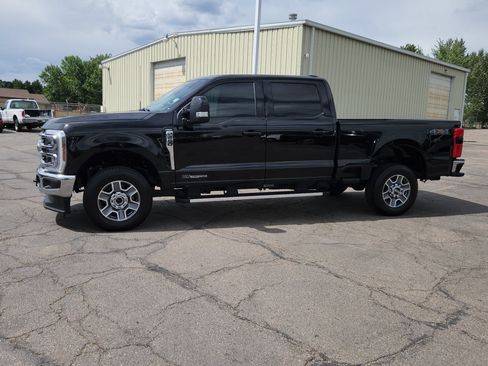 Certified 2026 Ford F250 Lariat AWD/4WD image 5