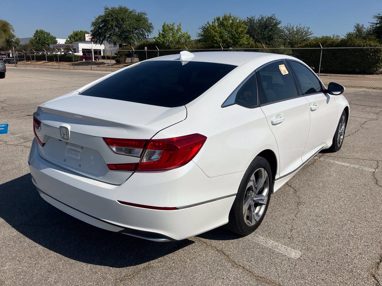 Used 2020 Honda Accord EX-L image 4
