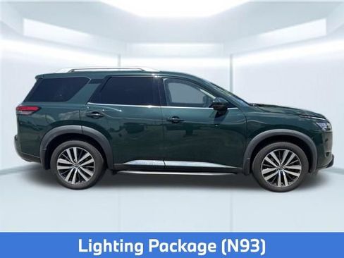 Used 2022 Nissan Pathfinder Platinum w/ Lighting Package (N93) AWD/4WD image 5