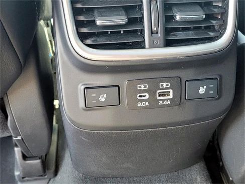 Used 2024 Subaru Outback Limited image 28