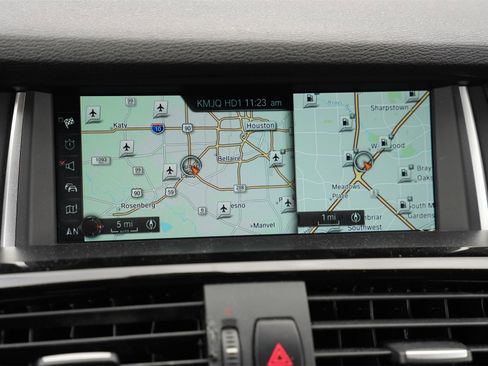 Used 2017 BMW X3 sDrive28i image 12