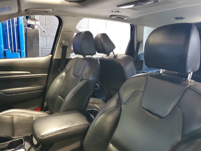 Used 2022 Kia Telluride S AWD/4WD image 8