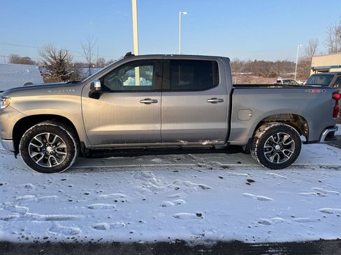 Used 2023 Chevrolet Silverado 1500 LT image 2