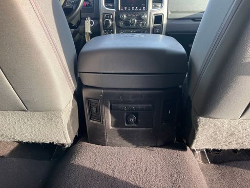Used 2017 RAM 1500 Big Horn image 25