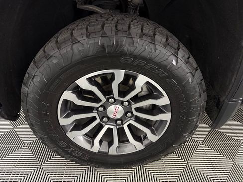 Used 2023 GMC Sierra 1500 AT4 w/ AT4 Preferred Package image 12