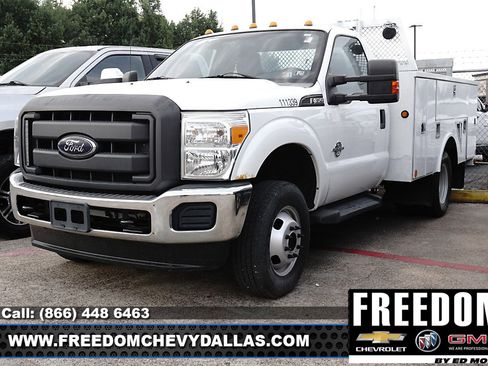 Used 2011 Ford F350 XL w/ PWR Equipment Group image 3