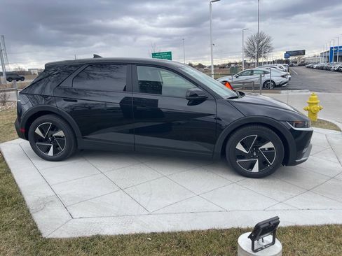 New 2026 Hyundai Ioniq 5 SE RWD image 6