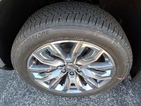 New 2026 GMC Sierra 1500 Denali w/ Denali Reserve Package image 13