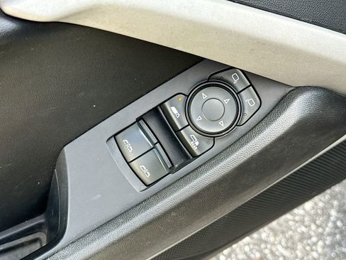 Used 2019 Chevrolet Camaro LT image 19