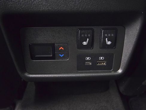 Used 2022 Nissan Rogue Platinum w/ Head-Up Display Package FWD image 36