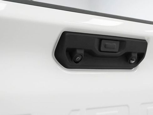 Used 2025 Chevrolet Silverado 2500 LT image 15