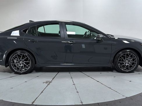 Certified 2025 Toyota Camry SE image 6