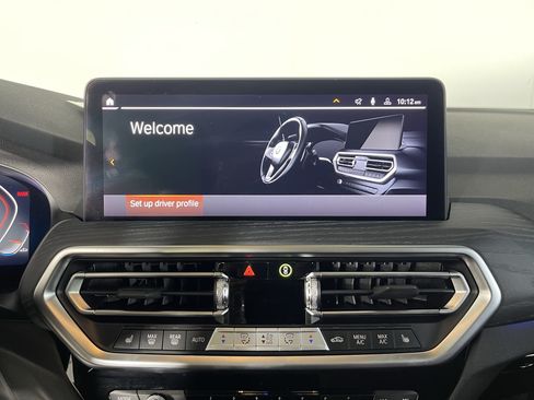 Certified 2024 BMW X4 xDrive30i w/ Premium Package AWD/4WD image 13
