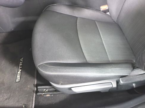 Certified 2020 Nissan Sentra SV image 22