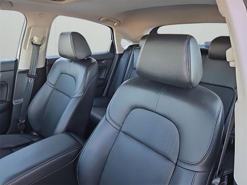 Used 2024 Honda Civic EX-L image 10