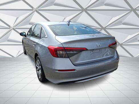 Used 2023 Honda Civic LX image 8