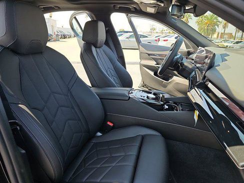 New 2026 BMW 540i xDrive image 10