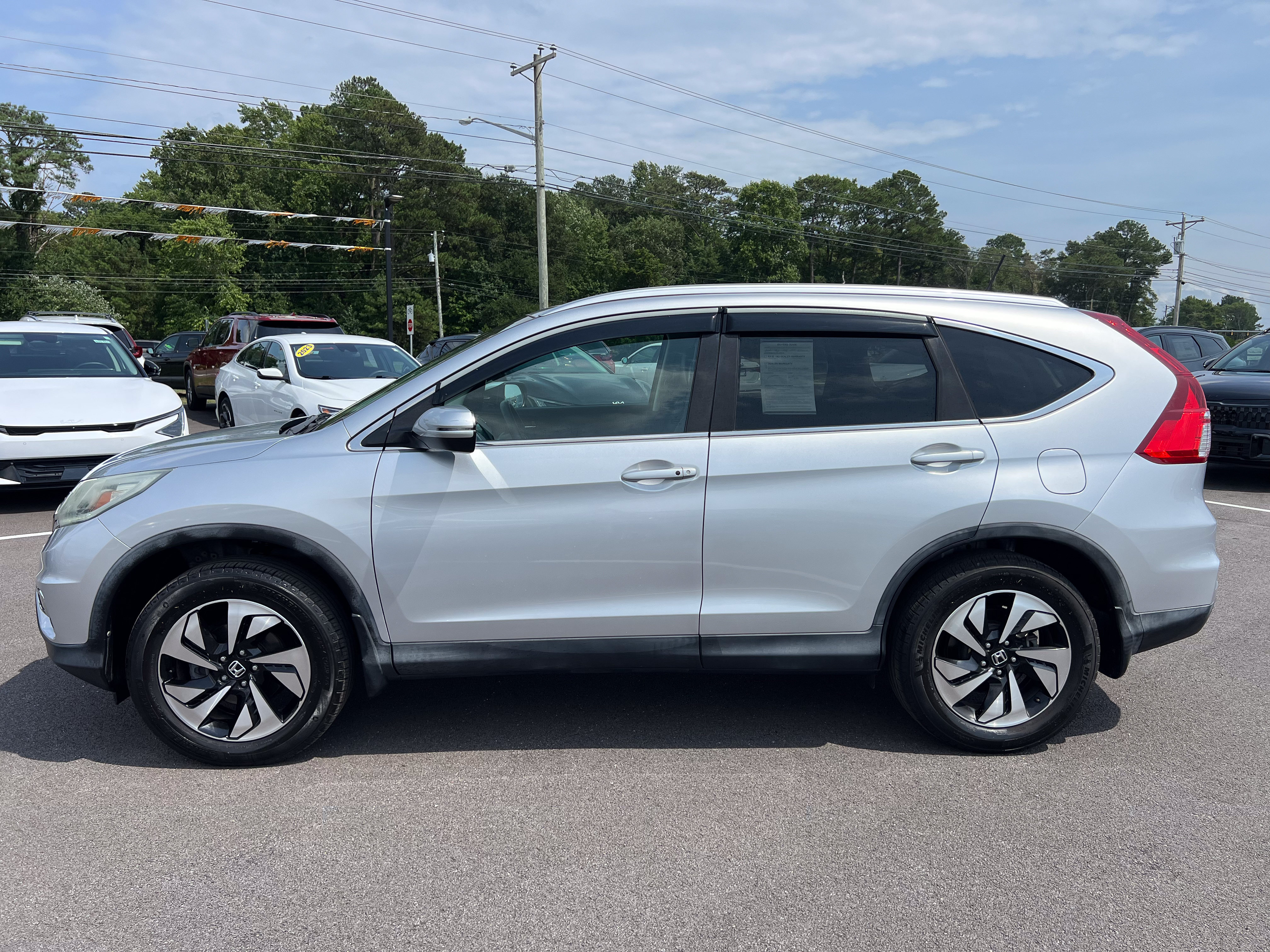 Used 2015 Honda CR-V Touring image 2