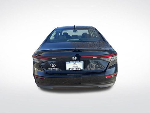Used 2023 Honda Accord EX image 14