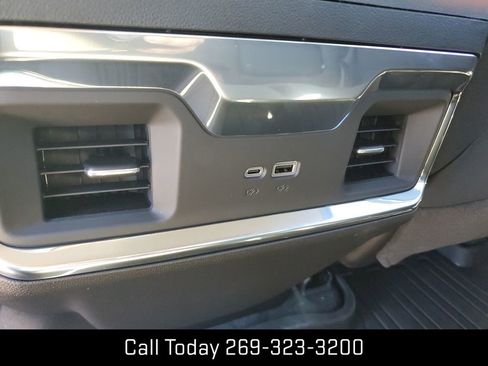 New 2026 GMC Sierra 1500 Elevation image 22