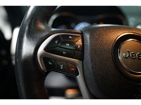 Used 2018 Jeep Grand Cherokee High Altitude image 24