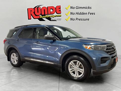 Used 2020 Ford Explorer XLT w/ Comfort Package AWD/4WD image 8