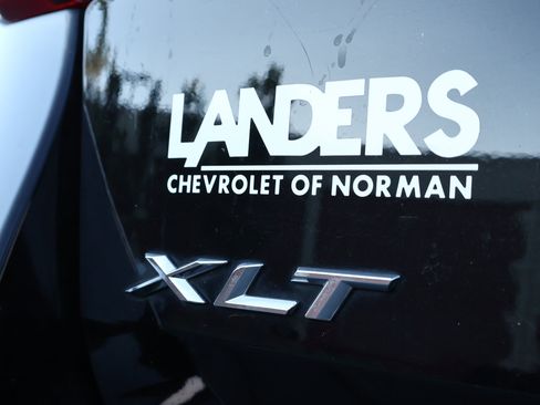 Used 2021 Ford Explorer XLT w/ Equipment Group 202A AWD/4WD image 29