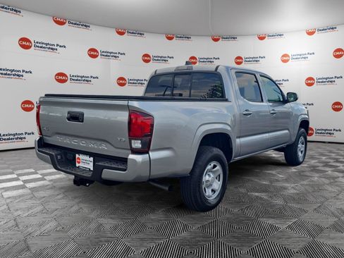 Used 2023 Toyota Tacoma SR AWD/4WD image 7