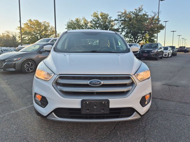 Used 2017 Ford Escape SE w/ SE Cold Weather Package AWD/4WD image 2