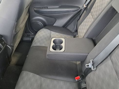 Used 2020 Nissan Rogue Sport SV w/ All-Weather Package image 29